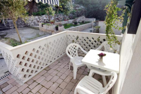  Apartment Omis 6003a  Омиш